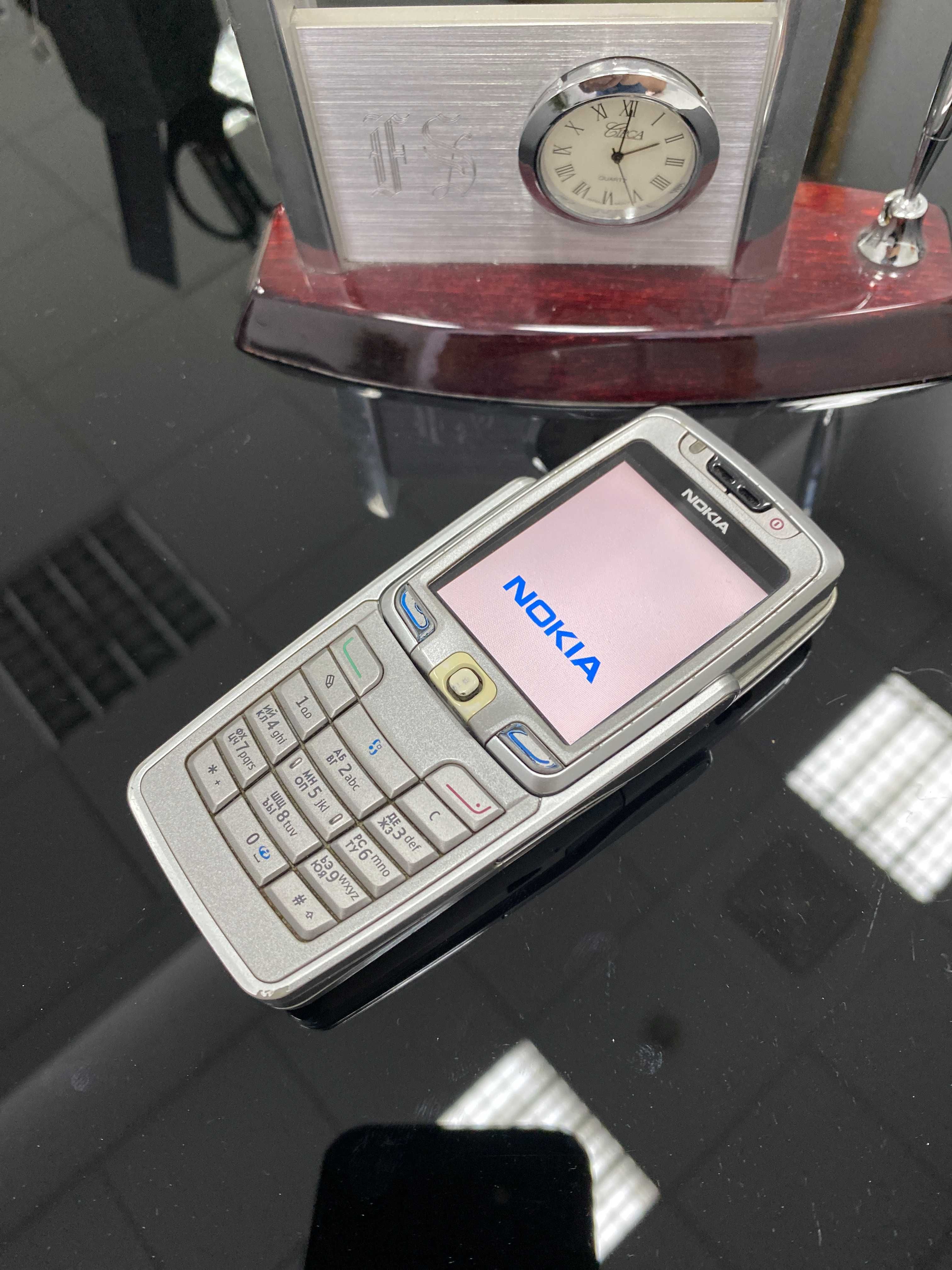 Nokia E70 (смартфон нокіа е70)