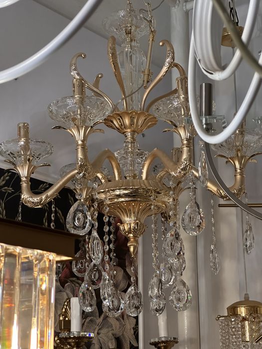 Кришталеві люстри (розпродаж) нові
