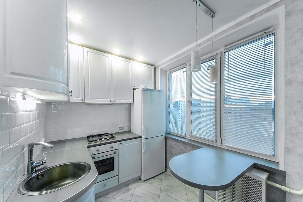 Прибирання квартир, офісів, будинків.