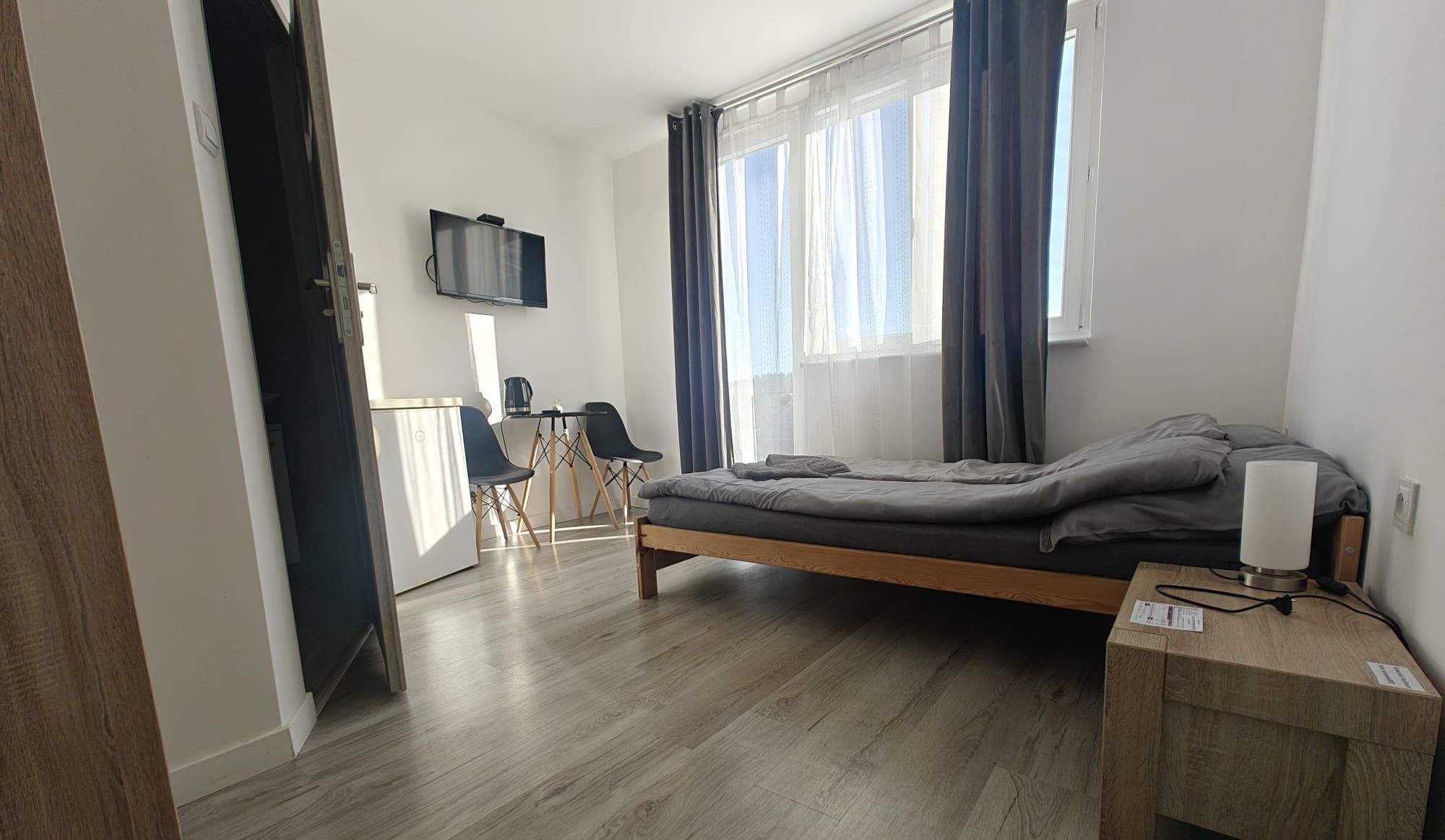 Pokoje gościnne nad morzem z łazienką i balkonem w Wisełce