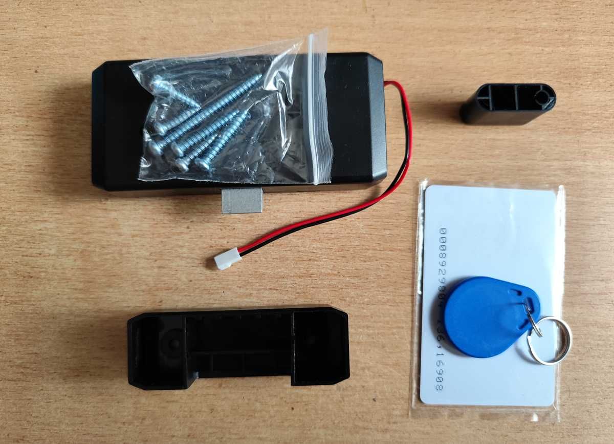 Inteligentny niewidoczny elektroniczny zamek do szuflady