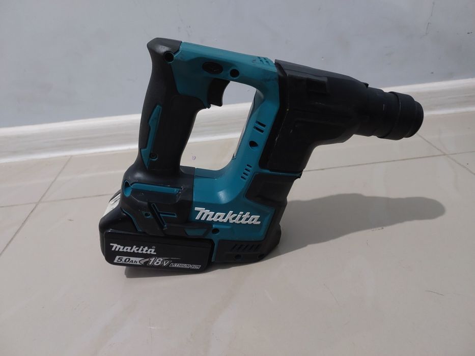 Перфоратор Makita DHR171