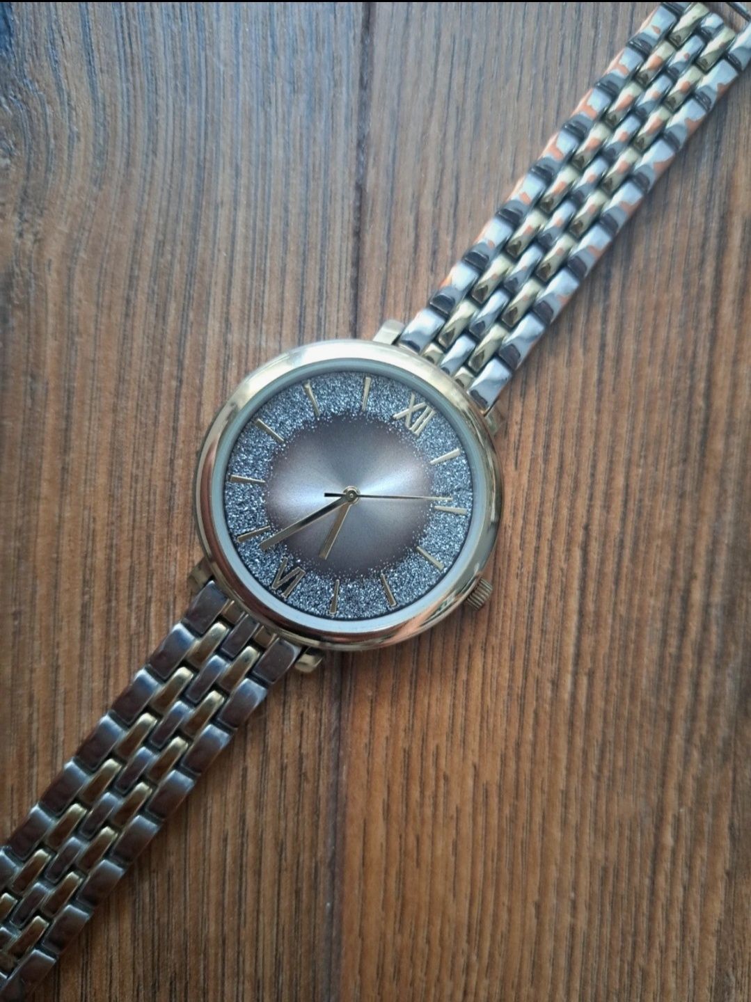 Damski zegarek Avon