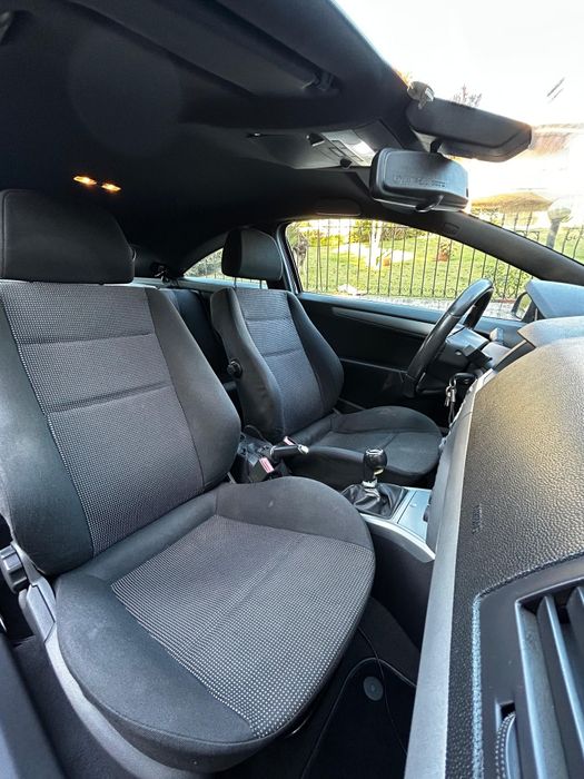 Opel Astra H GTC 1.7 CDTI 125cv – 2007