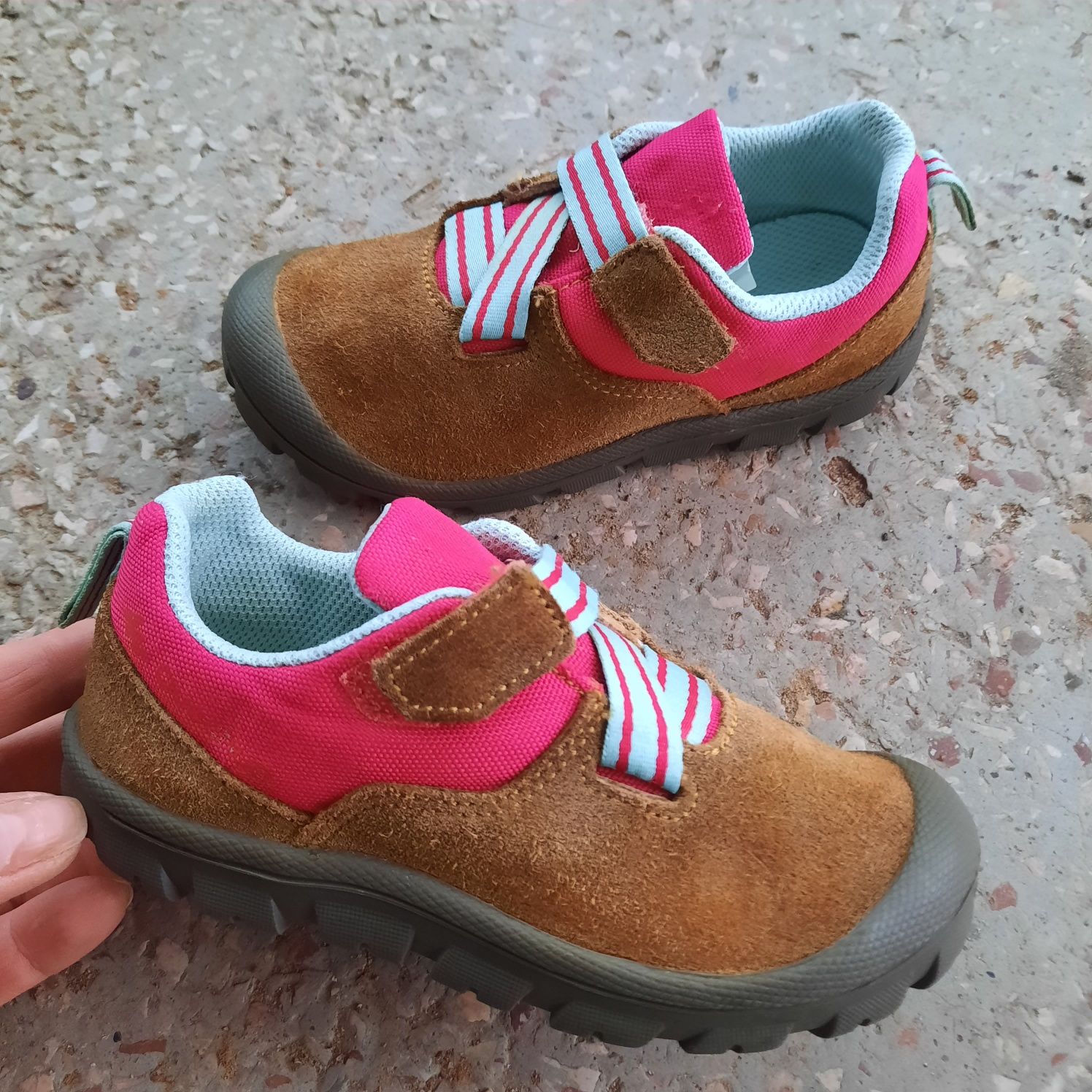 Демисезонные кроссовки кросівки полуботинки Quechua замшевые 27