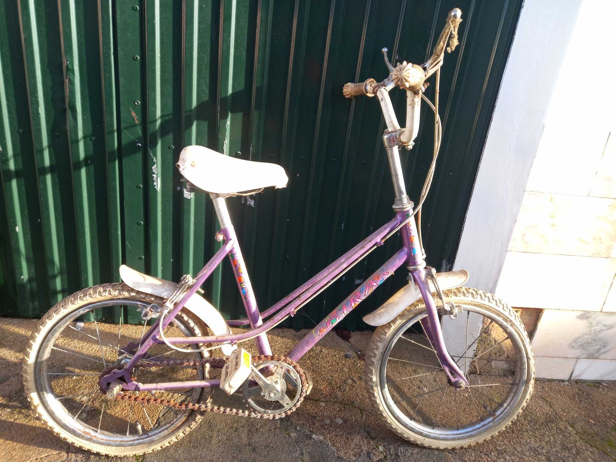 Bicicleta antiga