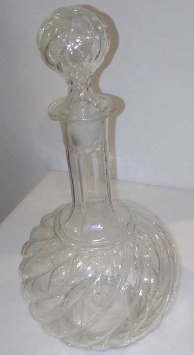 Garrafa em vidro incolor Vista Alegre, soprado