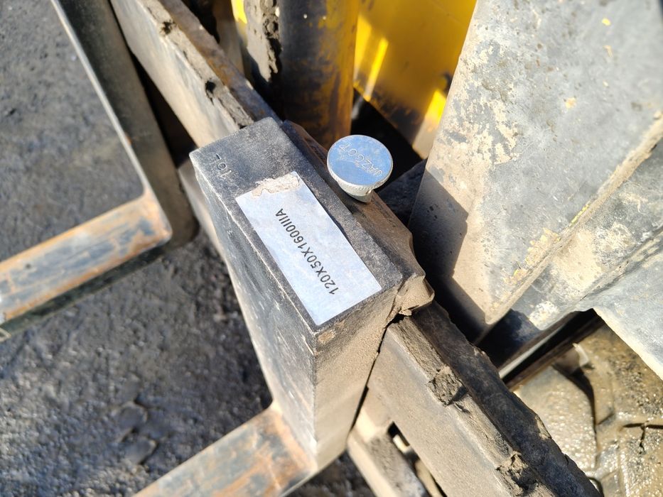 Widlak 3500 kg Balkancar DV 1792.33  Bardzo Dobry Stan  Doinwestowany