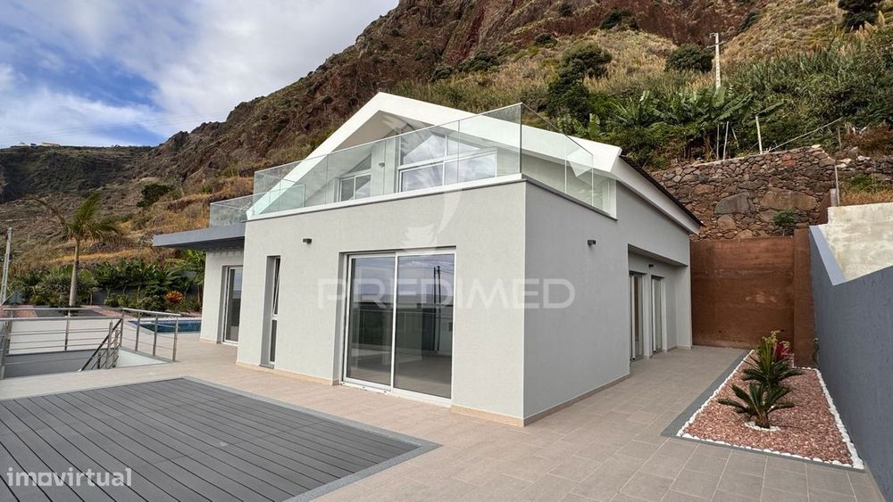 Moradia Isolada T4, Paúl do Mar - Calheta - Ilha da Madeira