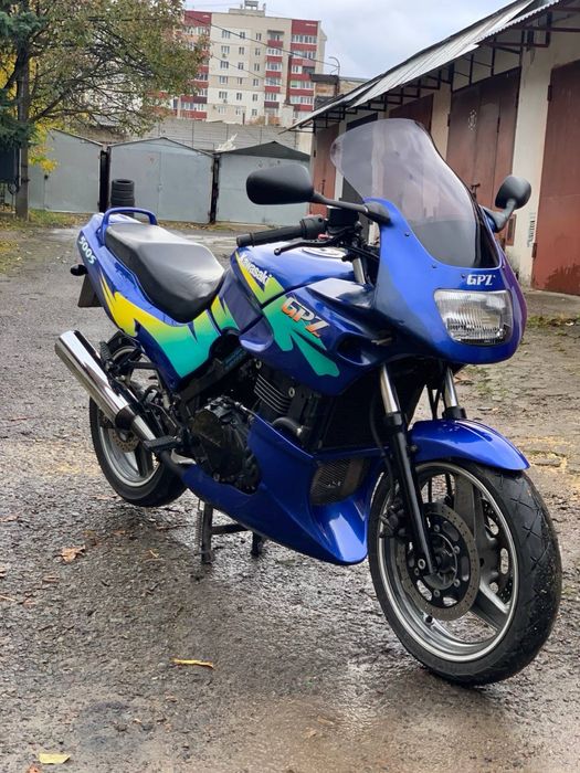 Продам kawasaki GPZ 500s