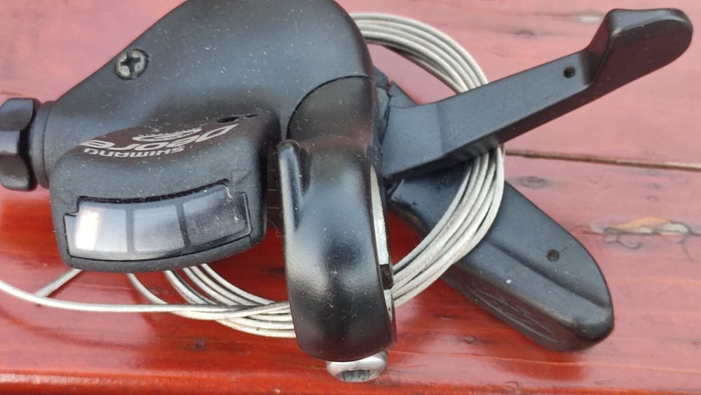 Manetki Shimano Deore SL-m511 , 3x9s.