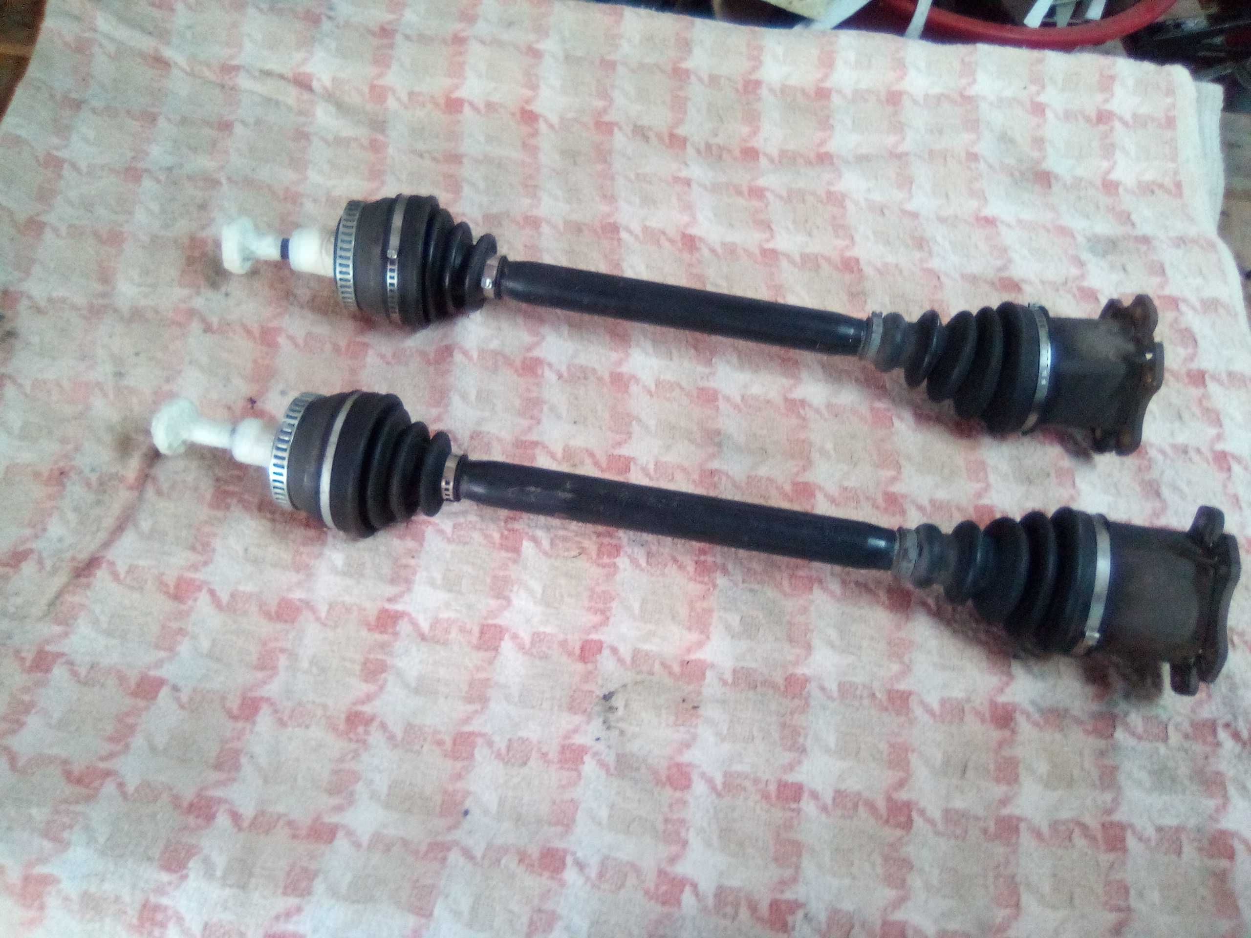 Audi A4 1800 turbo a gasolina Transmissões completas