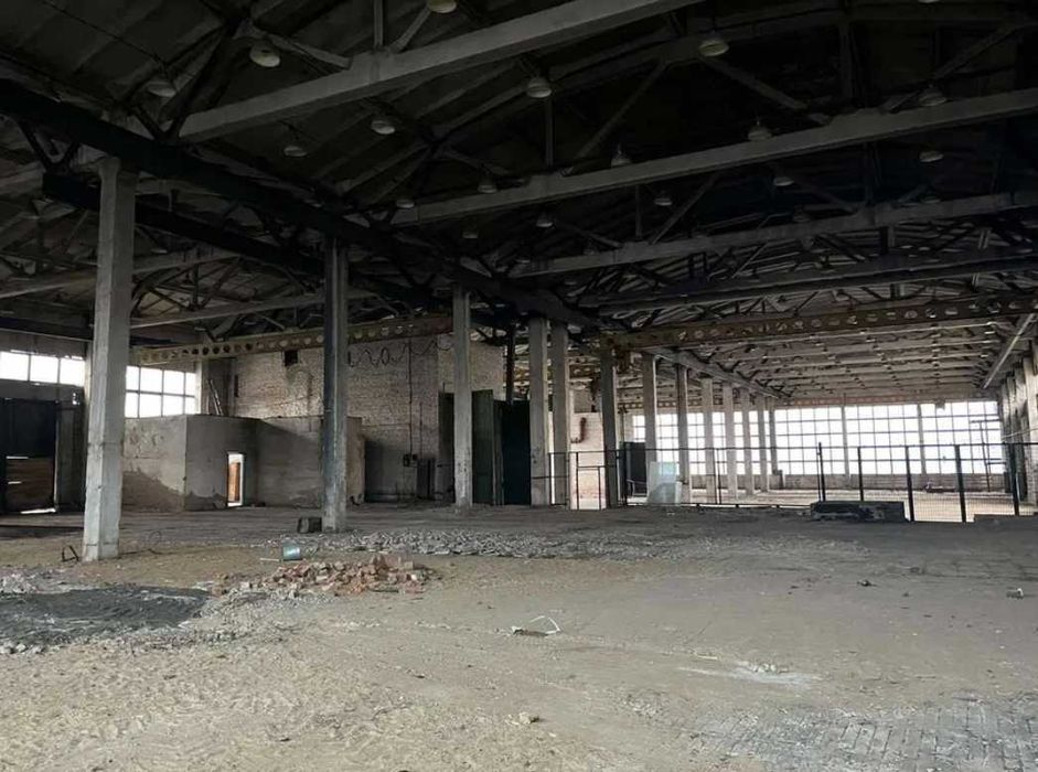 Продажа отдельно стоящего здания под склад или производство, г. Гайсин