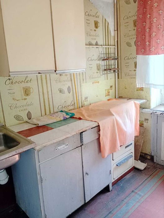 1-комнатная кварира в кирпичном доме на поселке Котовского