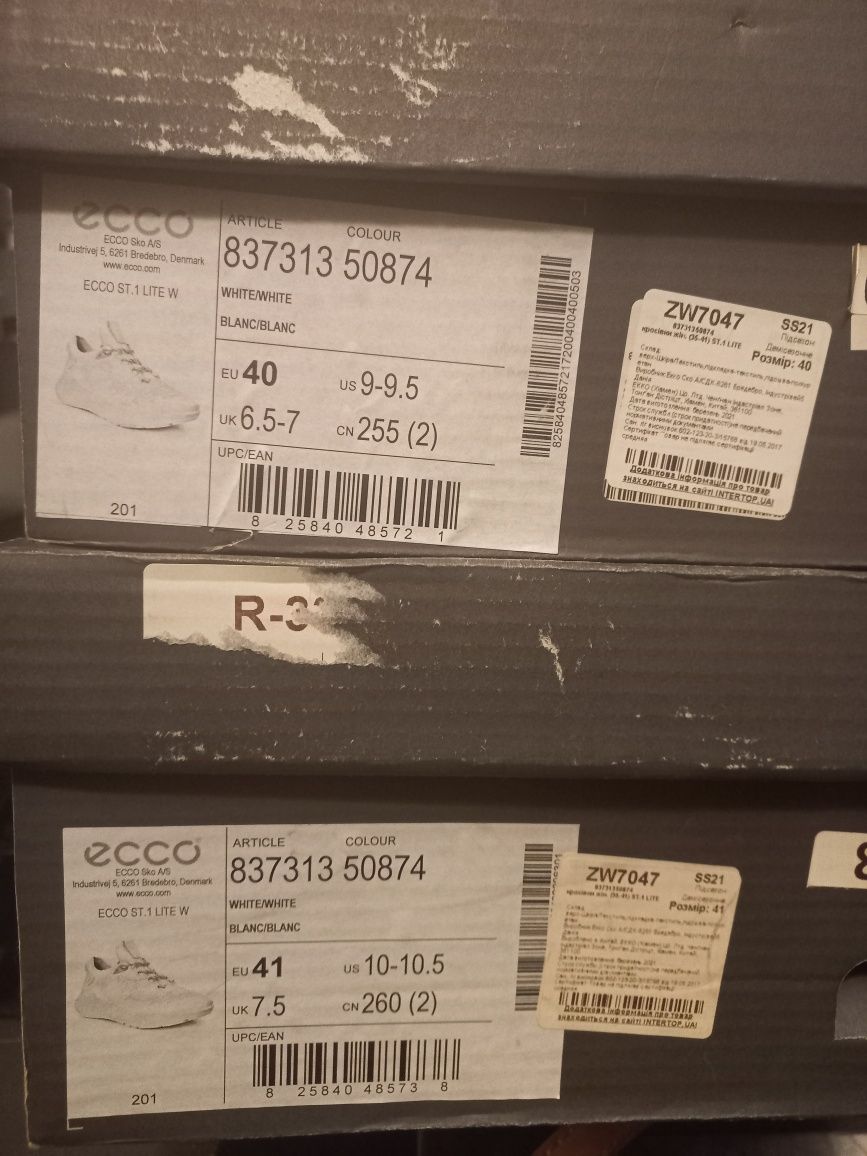 Кросівки для міста ECCO ST.1 Lite 83731350874 розміри 40,41