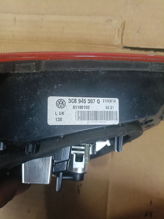 VW passat CC lift lampa tył w klapę prawa lewa 3c8945.307q 3c8945.308q