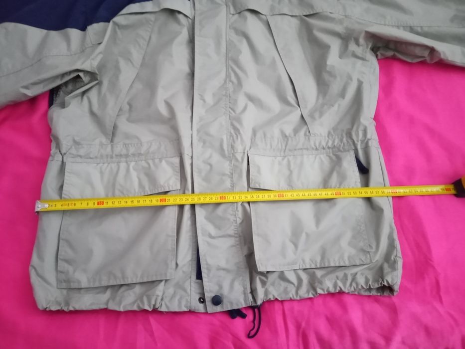 Вітровка легка. Нова