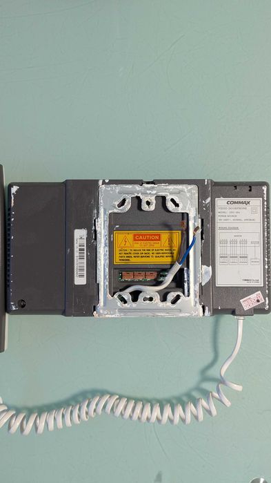 Цветной видеодомофон Commax CDV-35A