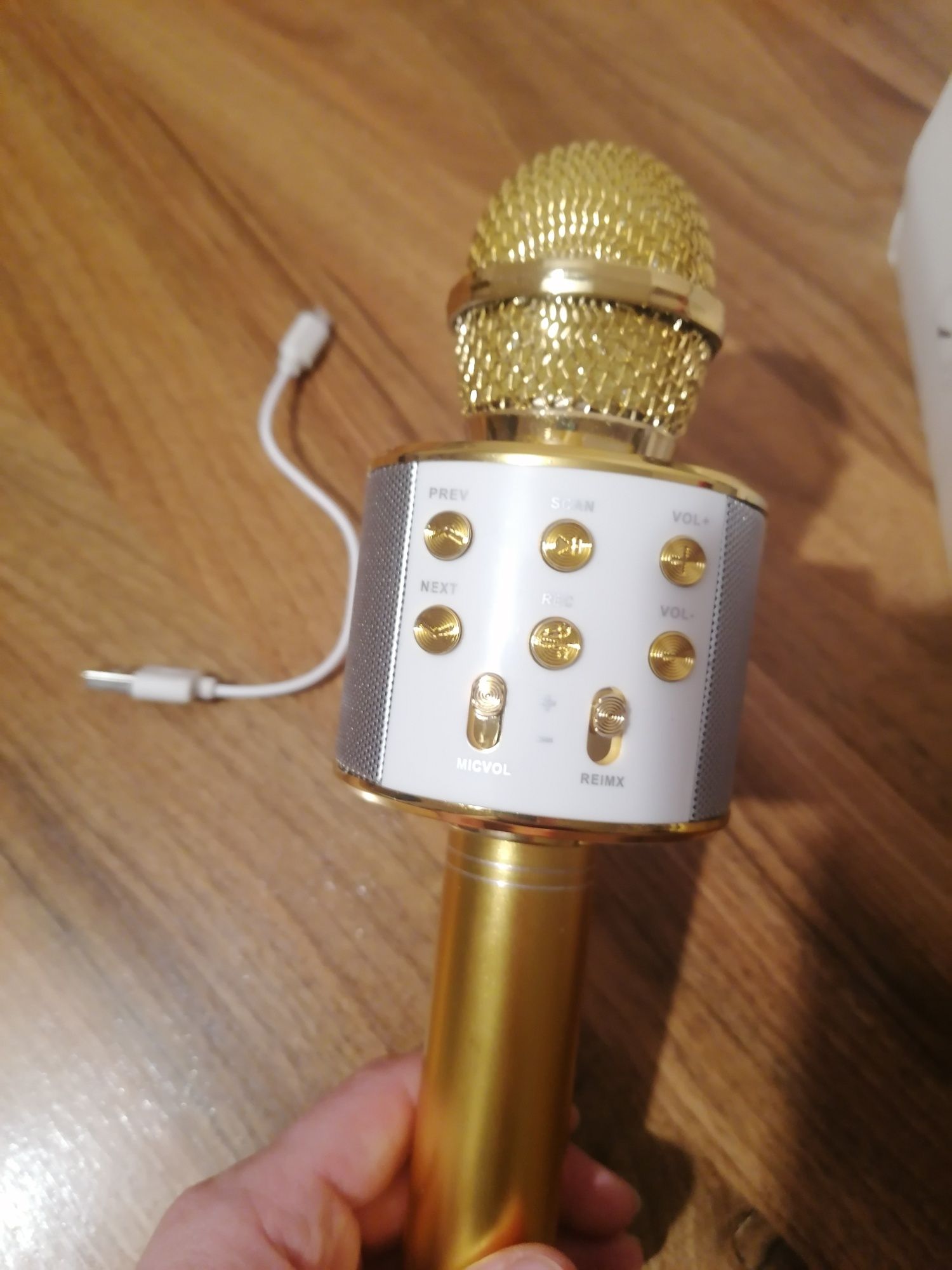 Mikrofon bezprzewodowy