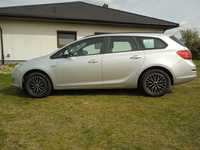 Opel Astra J 1.7 CDTI 2011