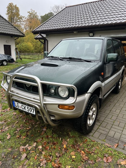 Nissan Terrano 2.4j