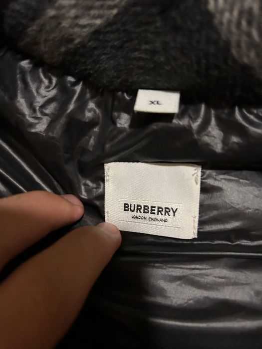 Burberry Detachable Sleeve Puffer Jacket