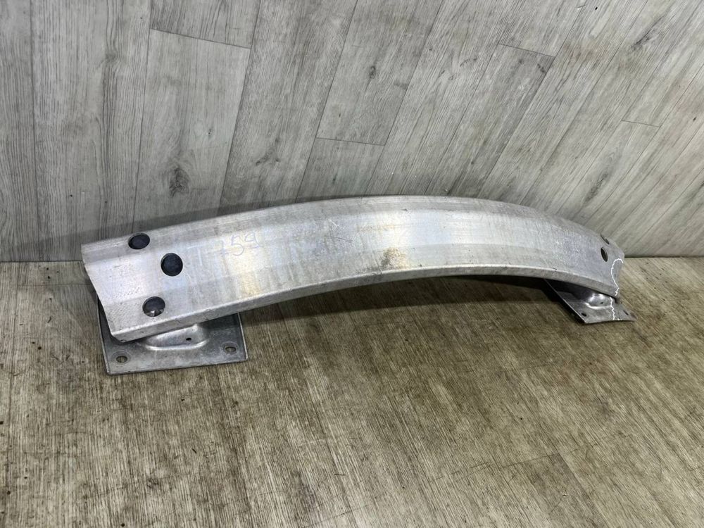 Усилитель заднего бампера Tesla Model 3 ( 2017 - 2022 г. ) Підсилювач