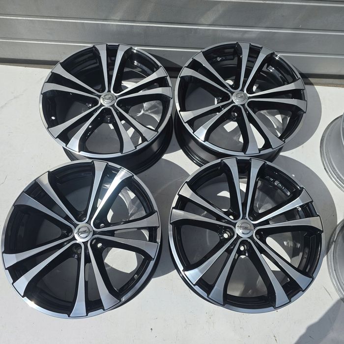 Opel Astra H Vectra Signum Zafira Meriva 5x110 ET35 18'' 8J 4X