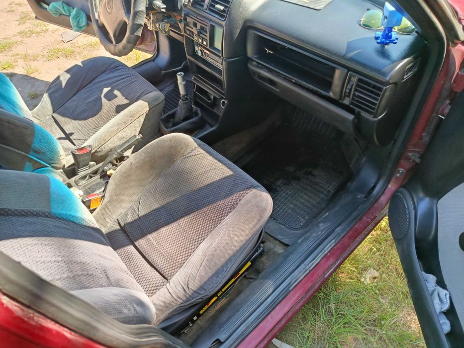 Опель Вектра А 1993 2.0