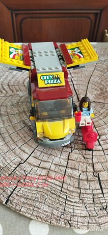 Lego foodtruck z pizzą 60150  samochód plus dwa ludziki