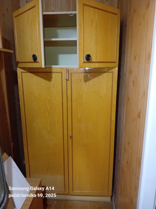 Meblościanka i szafa
