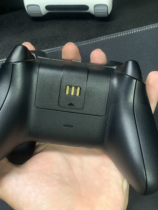 Comando XBOX + Base de carregamento Official Razer