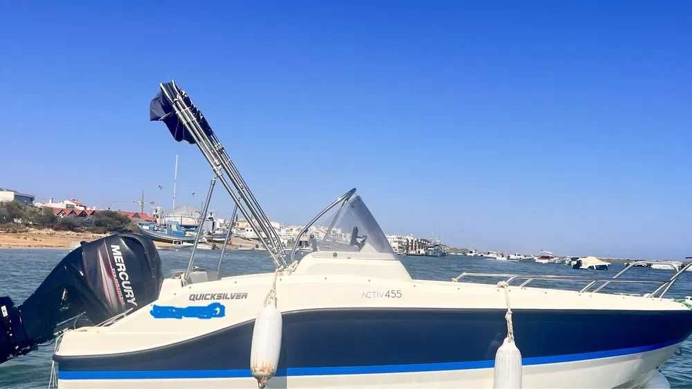 Barco Quicksilver 455 Activ Open com Mercury de 50hp a 4t