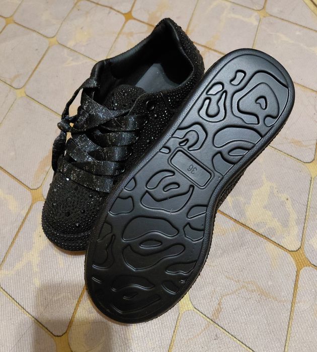 Туфли с стразами