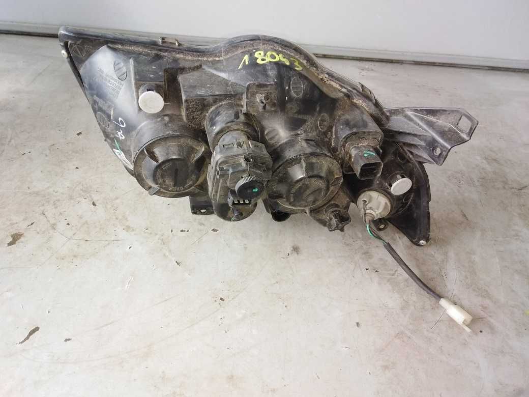 Piaggi Porter Daihatsu Hijet Pfau 06-14r. Lampa Przód Lewa