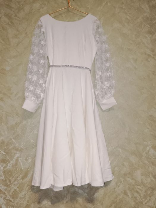 Продам весільну сукню