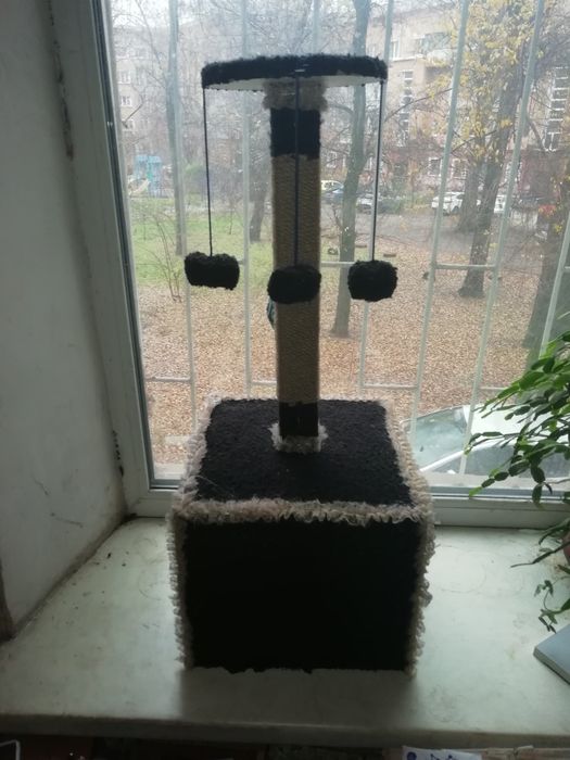 Когтеточка с домиком НОВАЯ