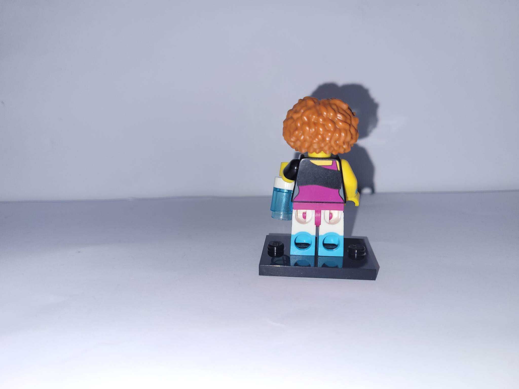 Lego minifigures series 17 COL299 - Dance Instructor/Instruktorka