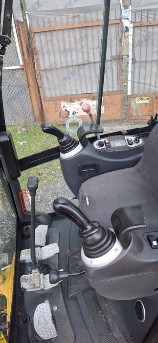 Minikoparka jcb 8018 rozsowane gasienice transport