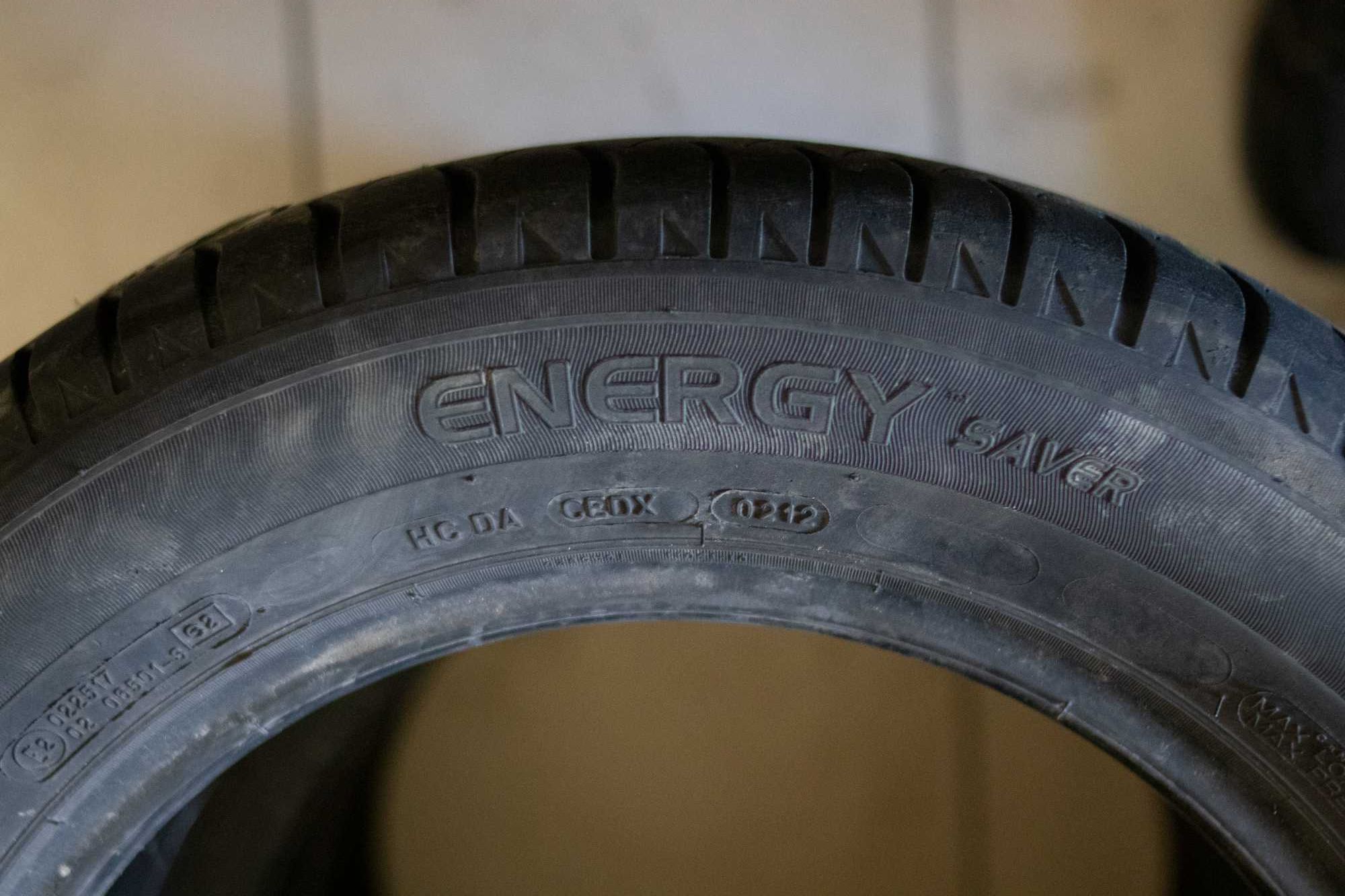 Резина Michelin Energy 195/60/R15 Лето Комплект