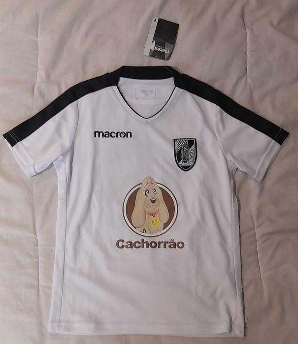 T-shirt Criança Vitória Sport Club nova c/etiqueta