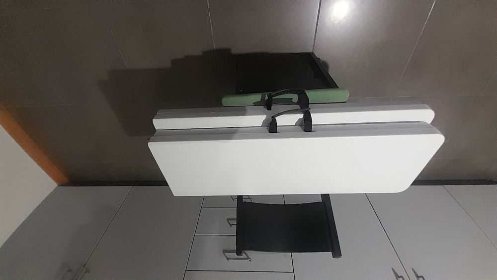 Bancos de pvc e ferro