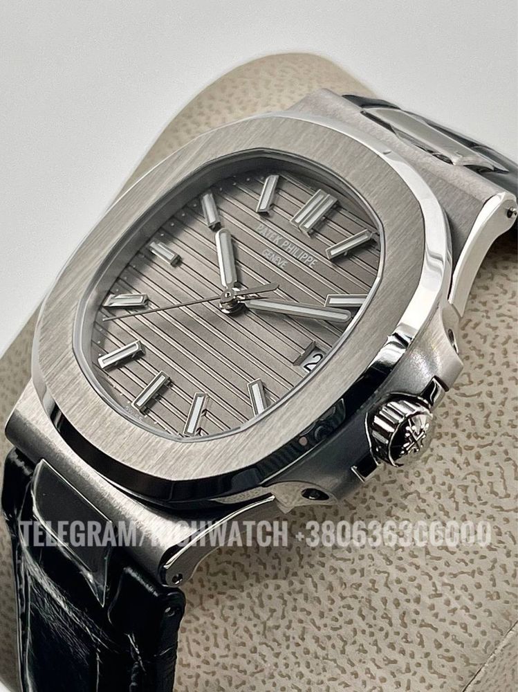 наручные часы PatekPhilippe Nautilus 5711G