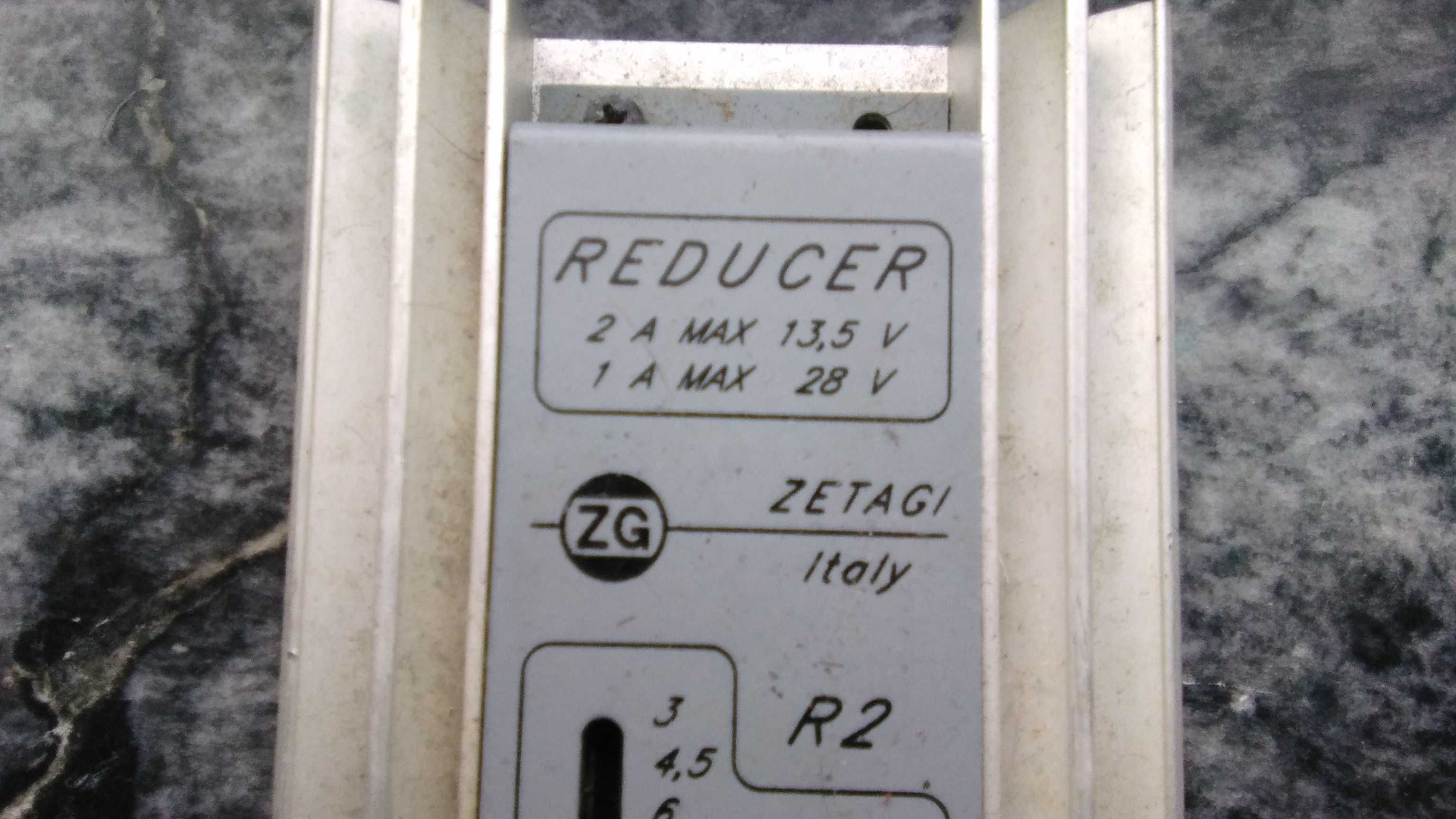 Redutor de tensão de 28V para 13,5V da Zetagi