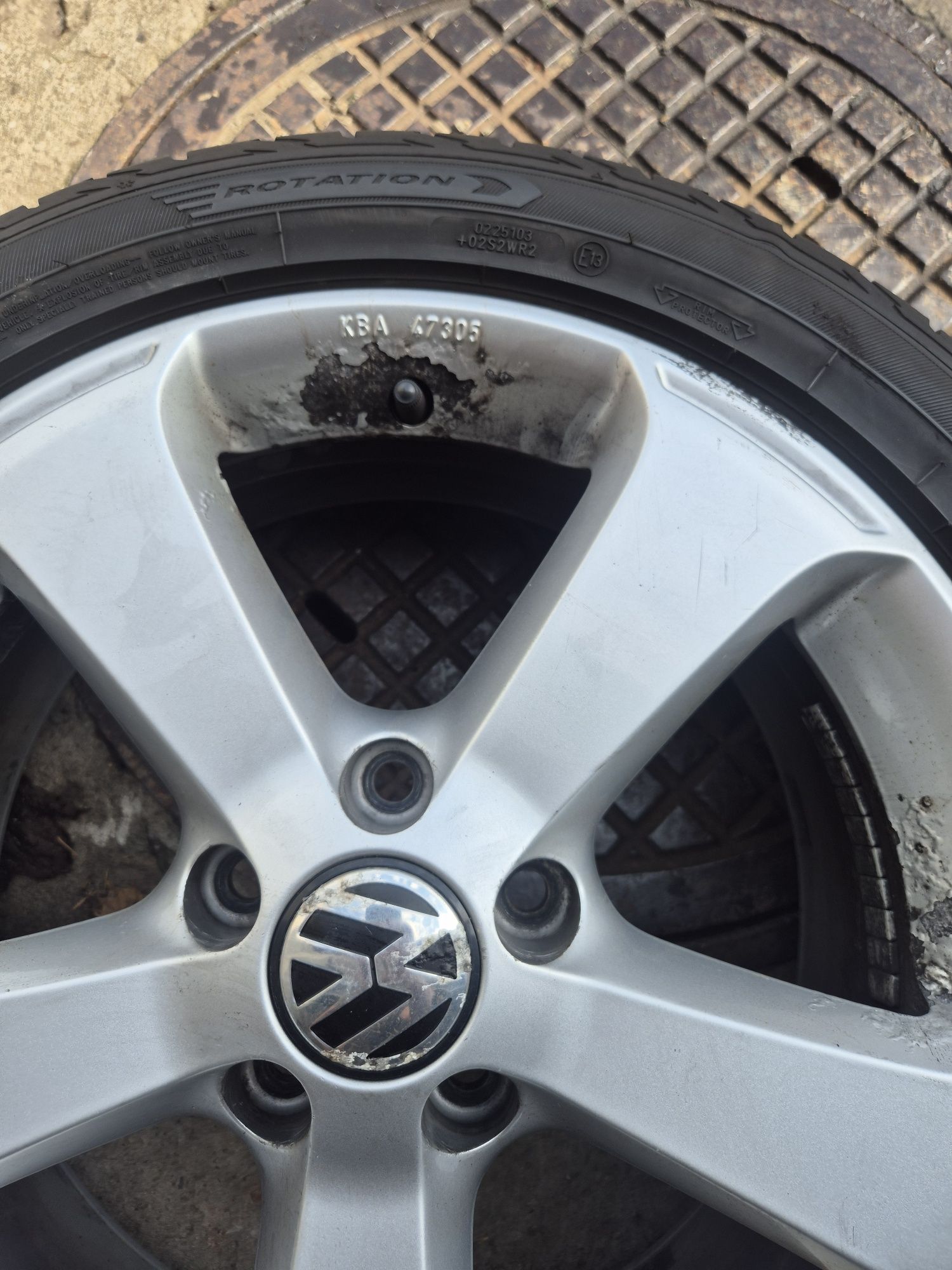 VW 205/50/17 zimowe