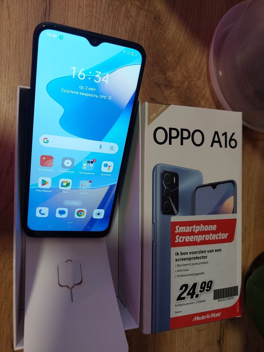 Продам смартфон OPPO  A16