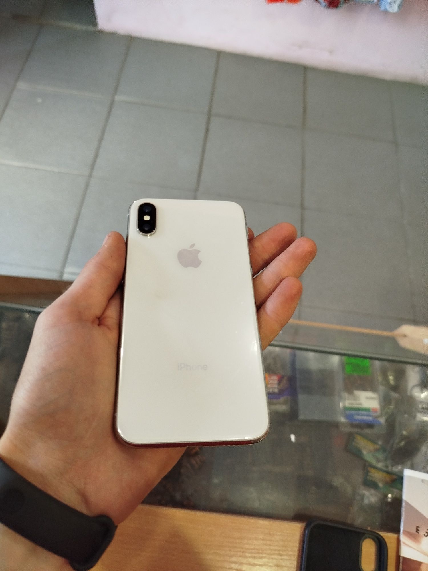 Продам айфон 10 X
