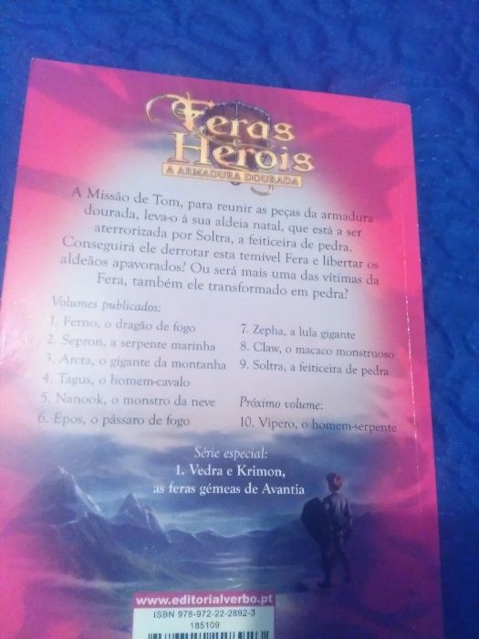 Livro "Feras e Heróis"