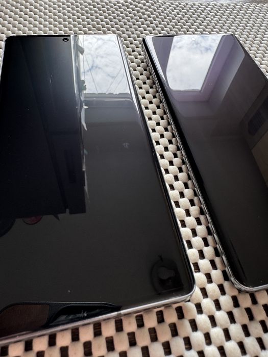 Класні Pixel 7 pro 128gb на подарунок