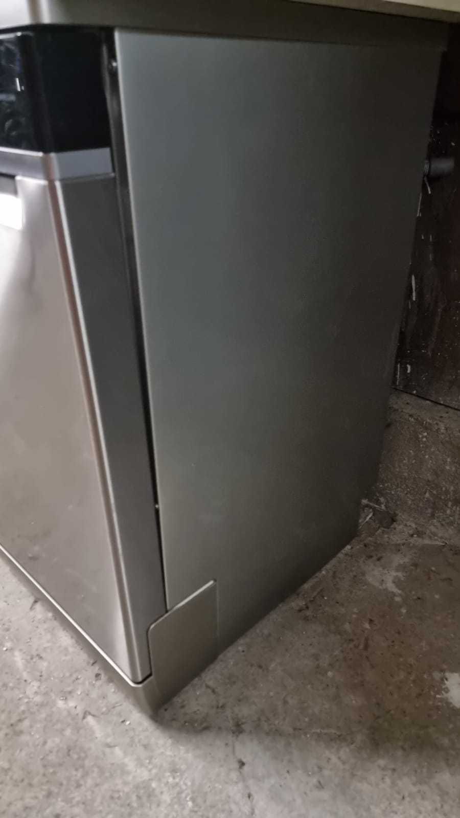 Zmywarka wąska, wolnostojąca Whirlpool, szer.45cm, 6-ty zmysł, 10 kpl